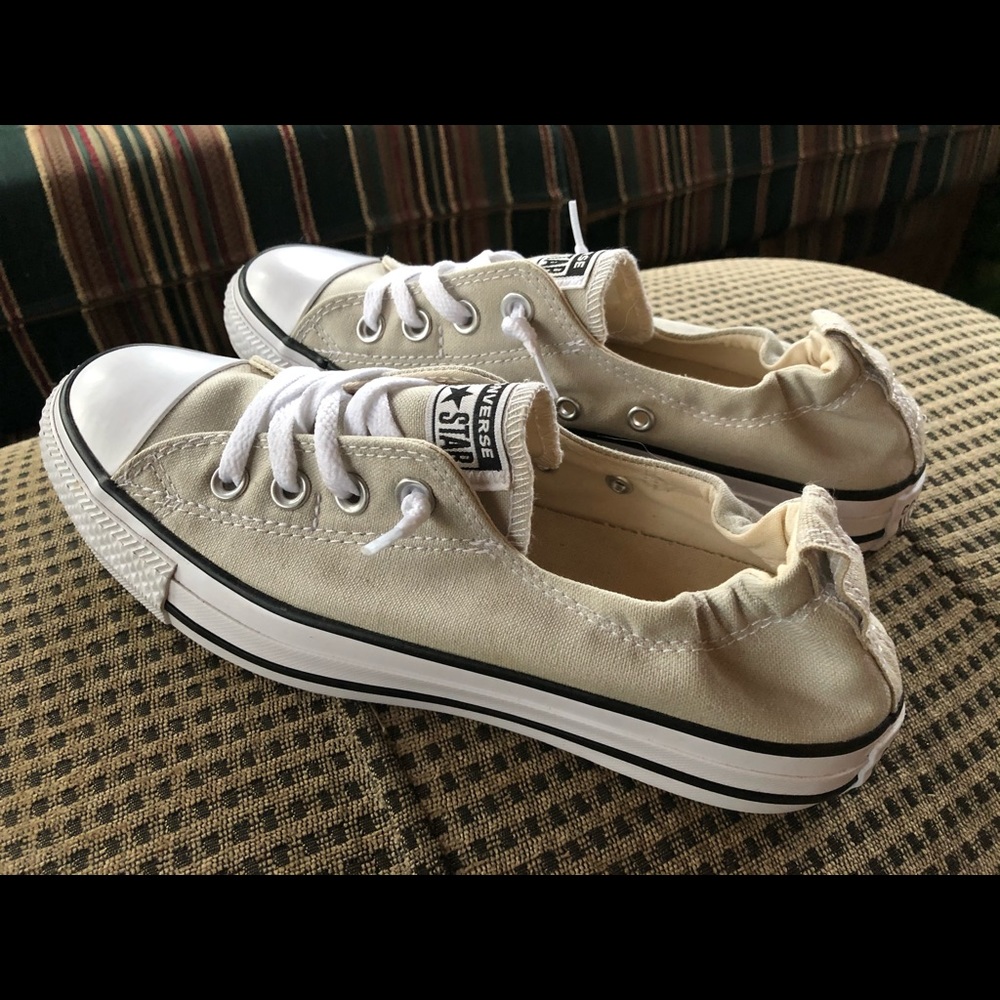 New Gray Converse Shoreline Women’s Size 8